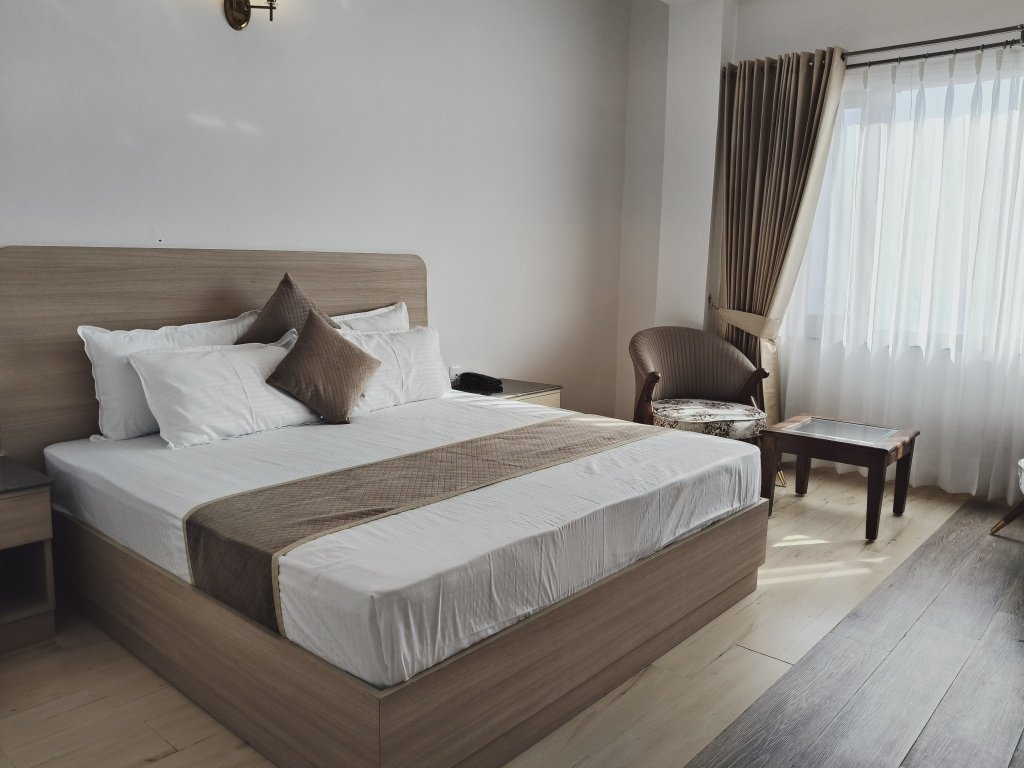 Luxury image 2